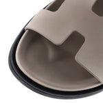 صندل هيرميس النسائي من الجلد بتصميم شيبر - Image 5